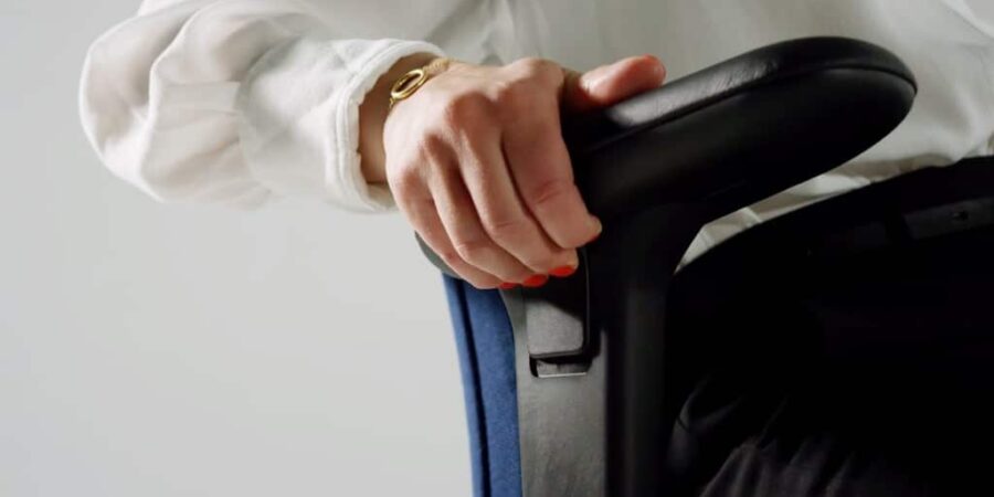 Instellen bureaustoel thuiswerkplek